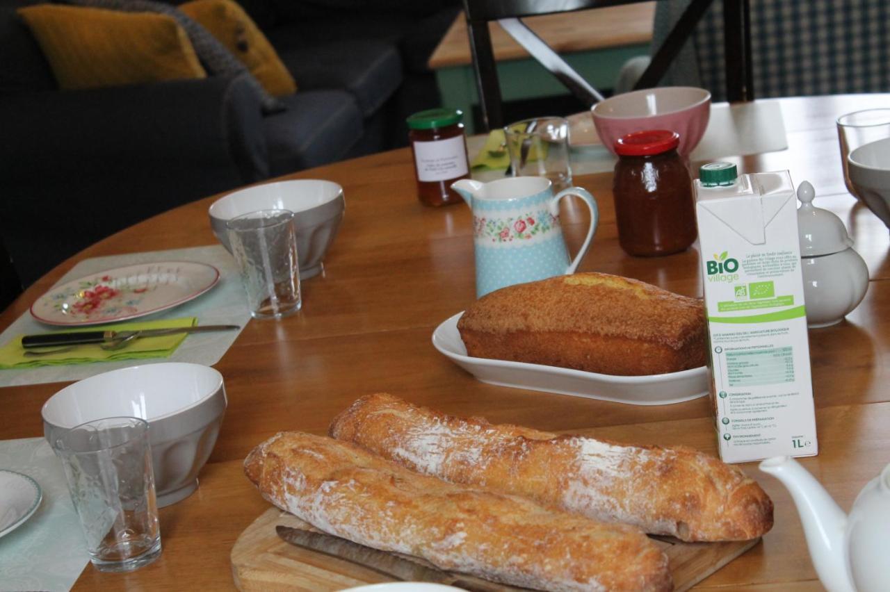 Le Manoir De Panduonec Bed and Breakfast Treverec Εξωτερικό φωτογραφία